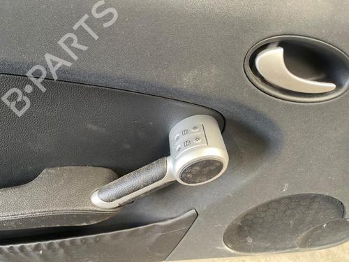 Used Front left panel Front left panel 38826921 38826921