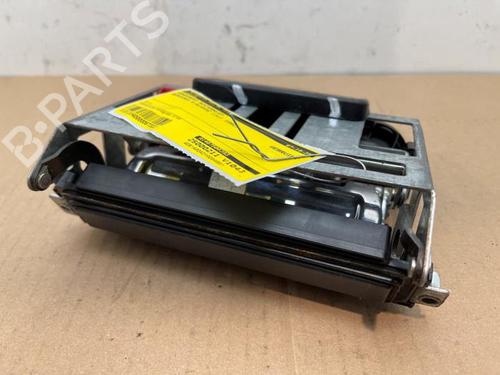 Used Tailgate handle Tailgate handle 38824430 38824430