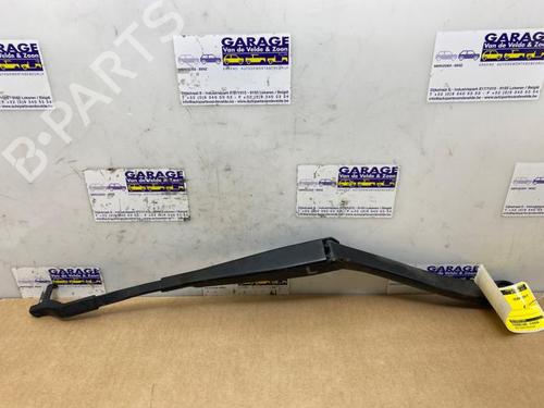 front-windshield-wiper-arm-mercedes-benz-e-class-w212-2009-2010-2011-2012-2013-2014-2015-2016-38845687 main image