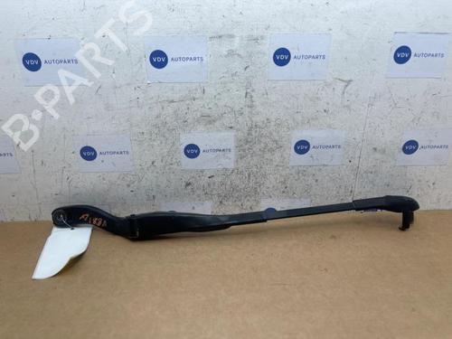 Used Front windshield wiper arm Front windshield wiper arm 38830583 38830583