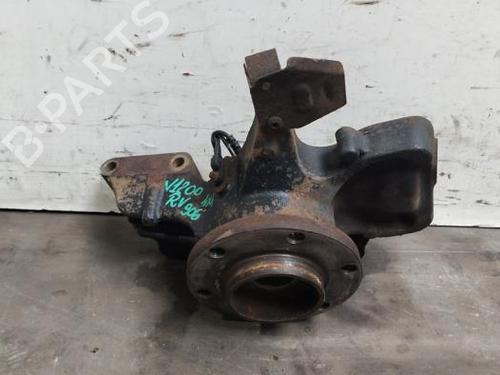 Used Right front steering knuckle Right front steering knuckle MERCEDES-BENZ SPRINTER 3,5-t Van (B906) 316 CDI (906.631, 906.633, 906.635, 906.637) (163 hp) 39698088 39698088