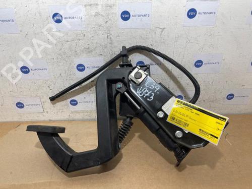 Used Clutch pedal Clutch pedal 38829752 38829752
