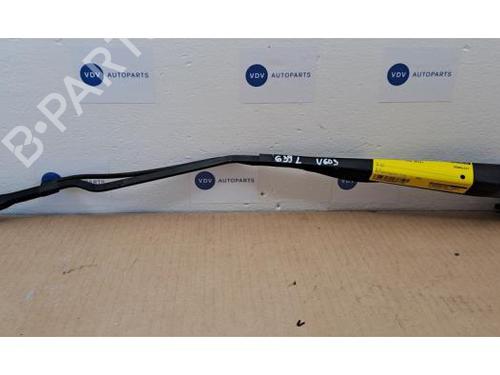 Used Front windshield wiper arm Front windshield wiper arm 38840885 38840885