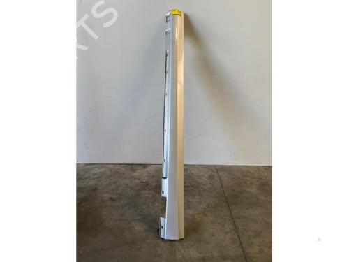 Used Left sideskirt Left sideskirt 38857651 38857651