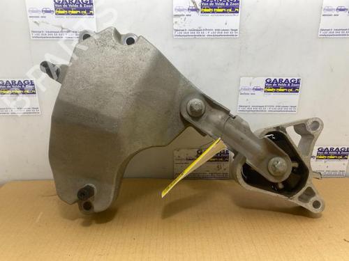 Used Engine mount Engine mount MERCEDES-BENZ B-CLASS Sports Tourer (W246, W242) B 220 4-matic (246.247) (184 hp) 38847006 38847006