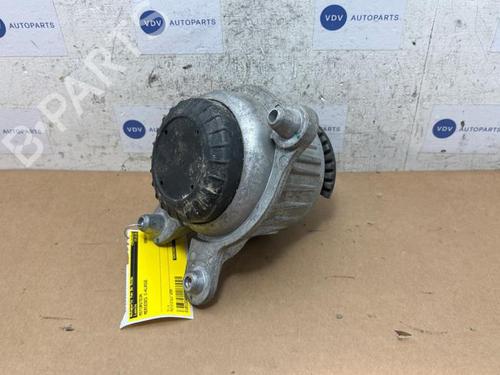 Used Engine mount Engine mount MERCEDES-BENZ C-CLASS (W205) C 160 (205.044) (129 hp) 38834457 38834457