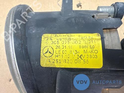 Right front fog light MERCEDES-BENZ C-CLASS (W204) C 200 CDI (204.001) | BP25966376C31 