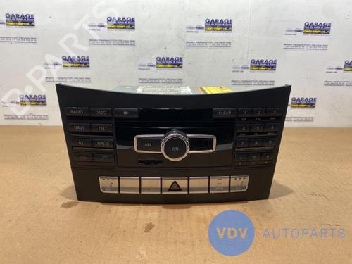 Used Radio MERCEDES-BENZ CLS (C218) CLS 350 CDI / d (218.323) (265 hp) 25946133