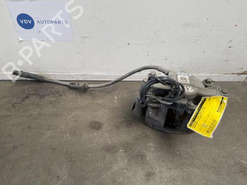 right-front-brake-caliper-mercedes-benz-a-class-w176-2012-2013-2014-2015-2016-2017-2018-38839096 main image
