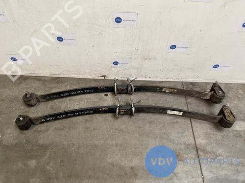 Autre MERCEDES-BENZ SPRINTER 3,5-t Van (B907, B910) 315 CDI RWD (907.631, 907.633, 907.635, 907.637) (150 hp) 25972794