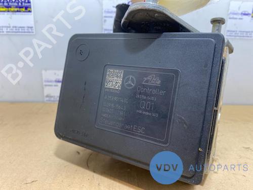 Used Electronic module MERCEDES-BENZ C-CLASS (W205) C 200 d (205.007) (136 hp) 25951288