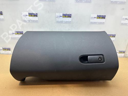 Used Glove box Glove box 38849751 38849751