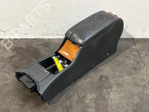 Used Middle console Middle console 38817966 38817966