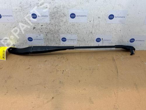 front-windshield-wiper-arm-mercedes-benz-s-class-w221-v221-2005-2006-2007-2008-2009-2010-2011-2012-2013-38834423 main image
