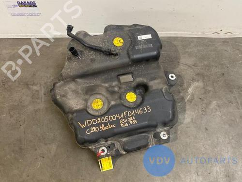 Used AdBlue tank MERCEDES-BENZ C-CLASS (W205) C 220 BlueTEC / d (205.003) (163 hp) 25952156