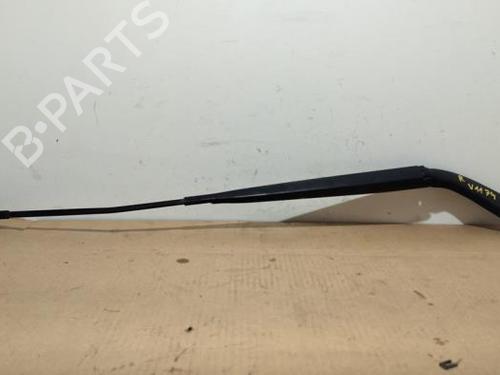 Used Front windshield wiper arm Front windshield wiper arm 38914721 38914721