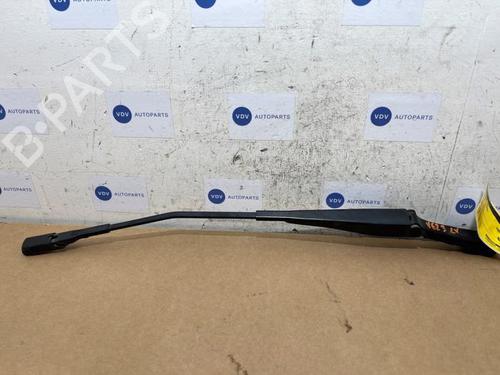 front-windshield-wiper-arm-mercedes-benz-cla-c118-2019-38834640 main image
