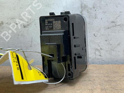 Switch MERCEDES-BENZ GLB (X247) GLB 200 d (247.612) | BP38818498I30 - Image 2