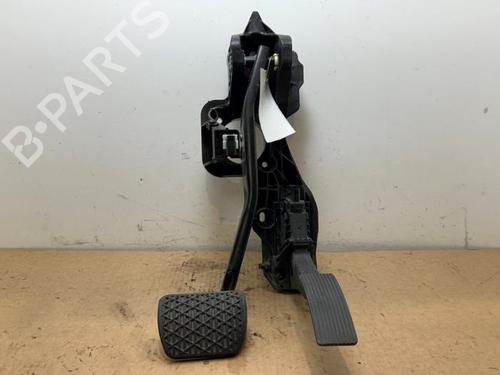 break-pedal-mercedes-benz-cla-c118-2019-38821684 main image