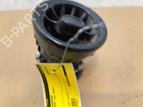 air-vent-mercedes-benz-sprinter-35-t-van-b907-b910-2018-38824131 main image