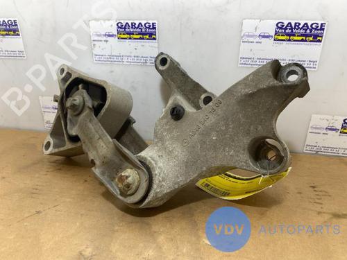 Gearbox mount MERCEDES-BENZ B-CLASS Sports Tourer (W246, W242) B 160 CDI / d (246.211) | BP25952984M88