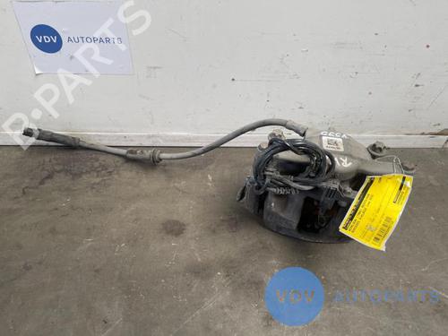Used Right front brake caliper MERCEDES-BENZ A-CLASS (W176) A 180 (176.042) (122 hp) 25962783