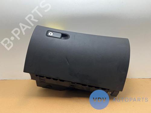 Used Glove box MERCEDES-BENZ C-CLASS T-Model (S205) C 180 BlueTEC / d (205.236) (116 hp) 30128817