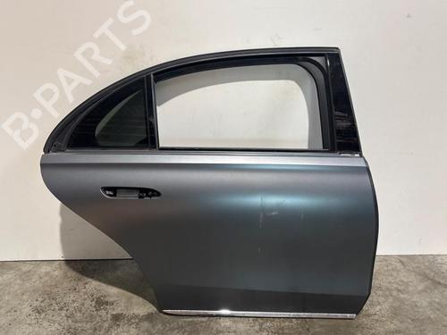Used Right rear door Right rear door 39152230 39152230