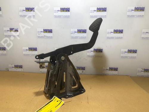 Used Break pedal Break pedal 38846184 38846184