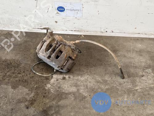 Used Right front brake caliper MERCEDES-BENZ SPRINTER 3,5-t Van (B907, B910) 314 CDI RWD (907.631, 907.633, 907.635, 907.637) (143 hp) 25975508