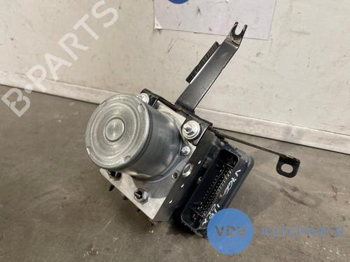 Used ABS pump MERCEDES-BENZ CLA Shooting Brake (X118) CLA 180 d (118.610) (116 hp) 25967854