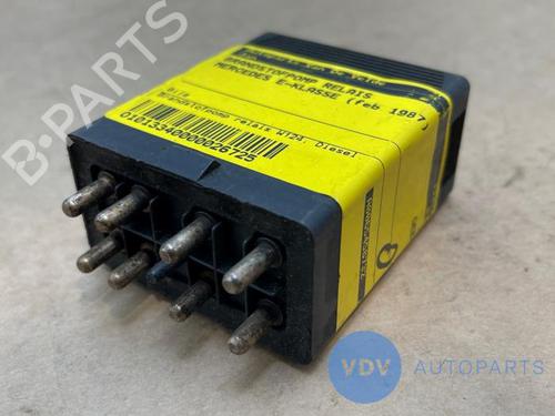 Used Electronic sensor MERCEDES-BENZ 124 Saloon (W124) 250 D (124.125) (94 hp) 29930384