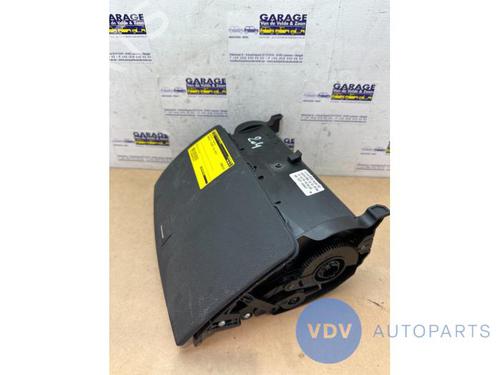 Used Display monitor MERCEDES-BENZ C-CLASS (W204) C 200 CDI (204.001) (136 hp) 25950523
