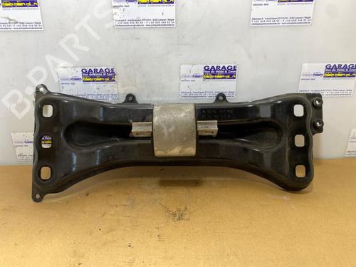 Used Engine mount Engine mount MERCEDES-BENZ C-CLASS (W205) C 160 (205.044) (129 hp) 38846281 38846281