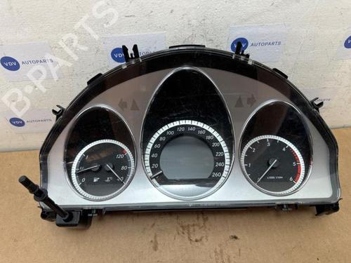 instrument-cluster-mercedes-benz-c-class-w204-2007-2008-2009-2010-2011-2012-2013-2014-2015-38837596 main image