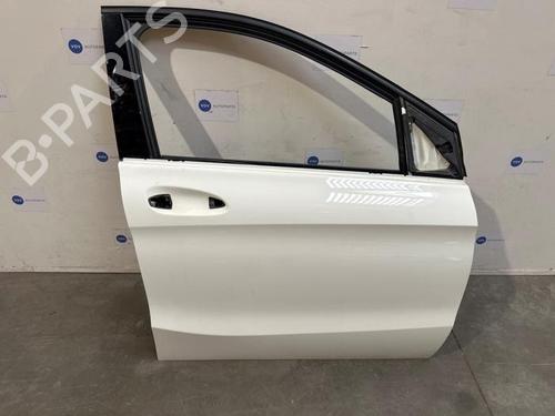 Dør højre fortil Dør højre fortil MERCEDES-BENZ B-CLASS Sports Tourer (W246, W242) B 200 (246.243) (156 hp) 38834611 38834611