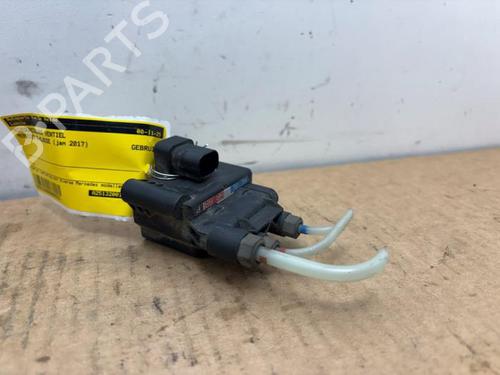 electronic-sensor-mercedes-benz-e-class-w213-2016-38822817 main image