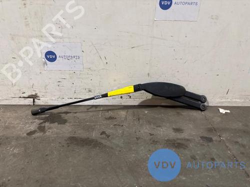 Used Front windshield wiper arm MERCEDES-BENZ GLC (X253) 220 d 4-matic (253.905, 253.903) (163 hp) 25967625