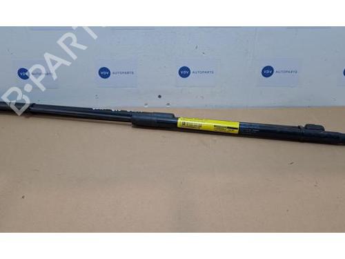 hood-lift-support-mercedes-benz-cls-c218-2011-2012-2013-2014-2015-2016-2017-38840068 main image