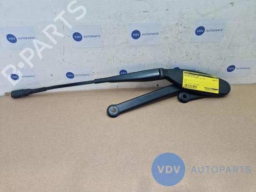 Used Front windshield wiper arm MERCEDES-BENZ GLC (X253) 220 d 4-matic (253.905, 253.903) (163 hp) 25962603