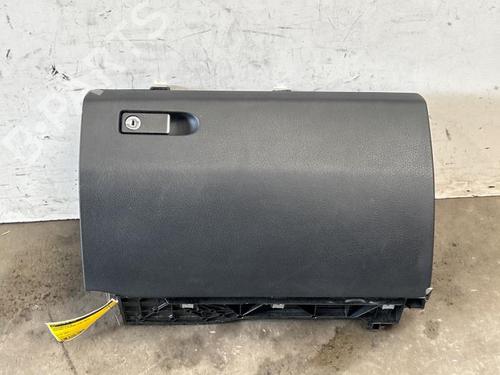 Used Glove box Glove box MERCEDES-BENZ E-CLASS (W212) E 200 CDI / BlueTEC (212.005, 212.006) (136 hp) 40161784 40161784
