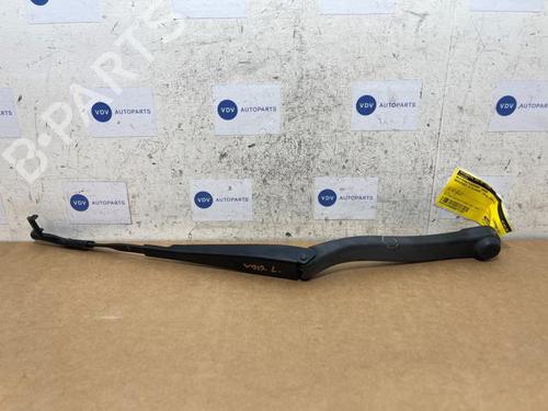 front-windshield-wiper-arm-mercedes-benz-e-class-w212-2009-2010-2011-2012-2013-2014-2015-2016-38829712 main image