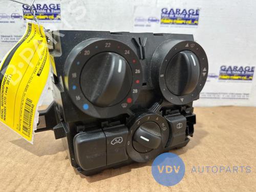 Used Climate control MERCEDES-BENZ VITO / MIXTO Van (W639) 109 CDI (639.601, 639.603, 639.605) (88 hp) 25948681