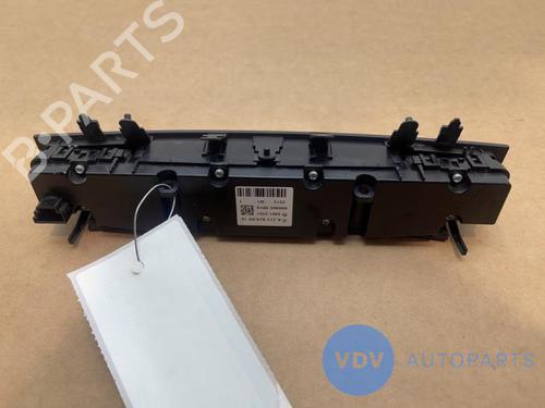 Warning switch MERCEDES-BENZ E-CLASS (W212) E 200 CGI (212.048, 212.148) | BP29930452I22