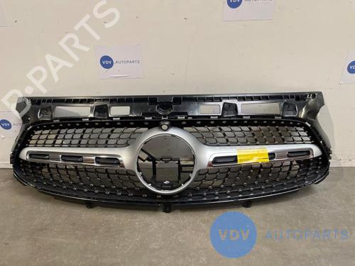 Used Grille MERCEDES-BENZ GLA (H247) GLA 250 e (247.786) (218 hp) 25963020