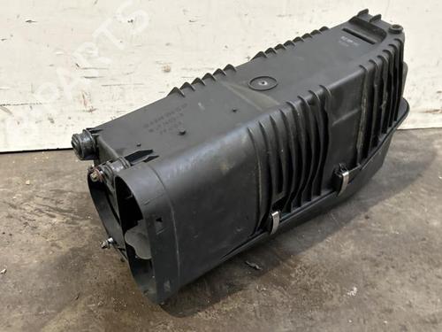 Used Air filter box Air filter box MERCEDES-BENZ C-CLASS Coupe (CL203) C 220 CDI (203.708) (150 hp) 38817758 38817758