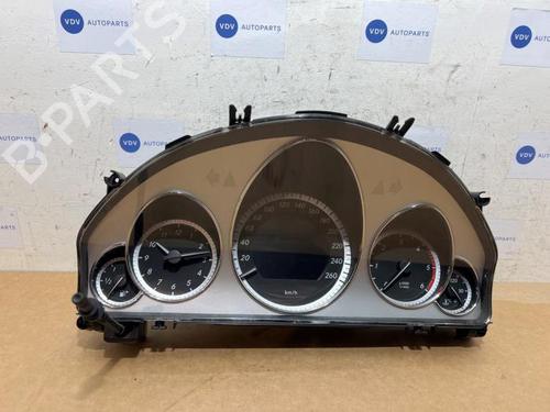 instrument-cluster-mercedes-benz-e-class-w212-2009-2010-2011-2012-2013-2014-2015-2016-38834756 main image