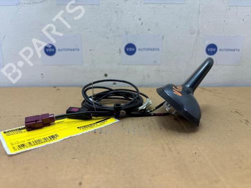 antennabase-mercedes-benz-e-class-w212-2009-2010-2011-2012-2013-2014-2015-2016-38840324 main image