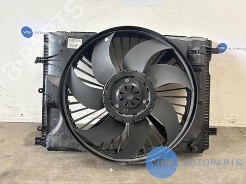 Radiator fan MERCEDES-BENZ CLS (C218) CLS 250 CDI / BlueTEC / d (218.303, 218.304) A2045000493