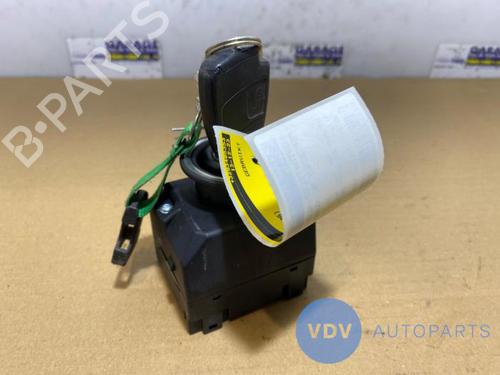 Clé de contact MERCEDES-BENZ M-CLASS (W164) ML 320 CDI 4-matic (164.124, 164.125, 164.122) (211 hp) 25956858